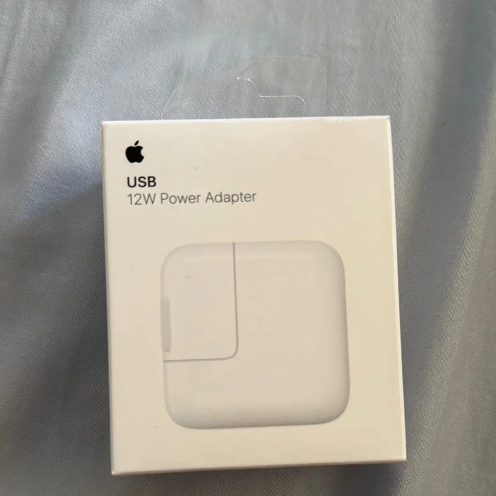 Apple USB 12W Charger in White